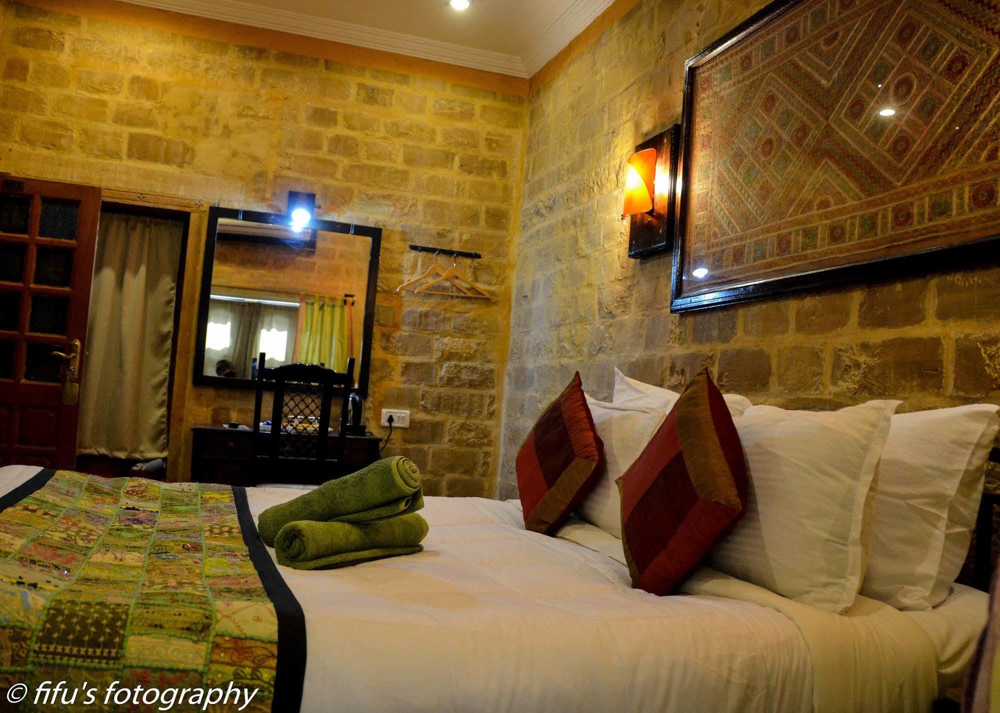 Hotel Fifu ไจซัลเมอร์ ภายนอก รูปภาพ