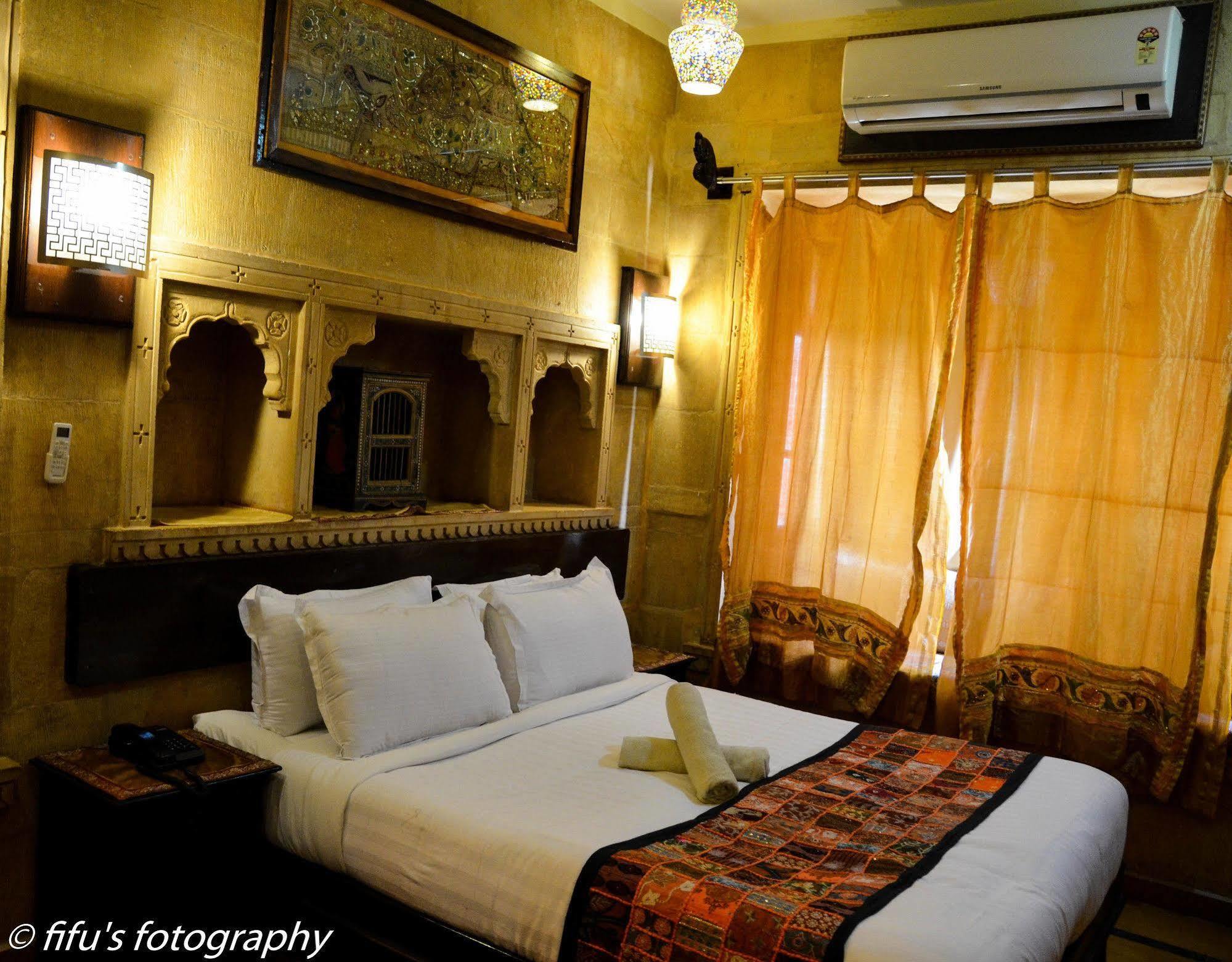 Hotel Fifu ไจซัลเมอร์ ภายนอก รูปภาพ